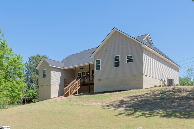 711 Hidden Falls Drive, West Union, SC 29696