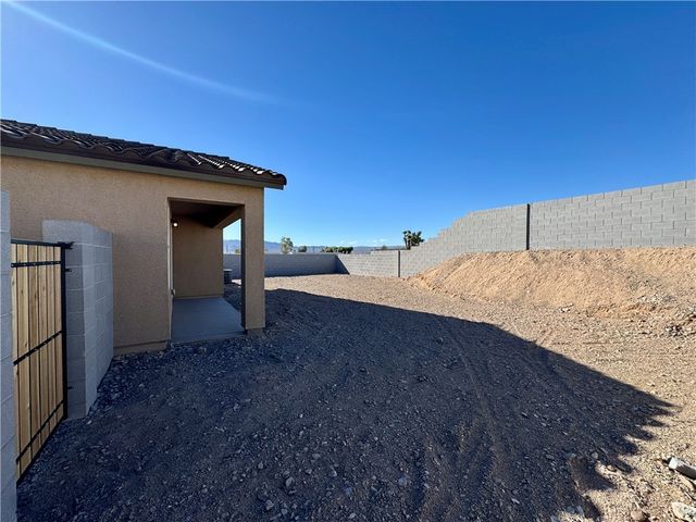 1763 Camino Colorado, Fort Mohave, AZ 86426