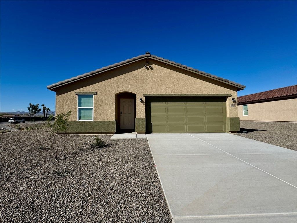1763 Camino Colorado, Fort Mohave, AZ 86426