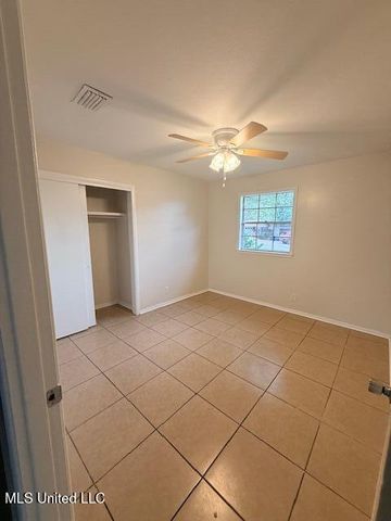 2719 Dantzler Street, Moss Point, MS 39563