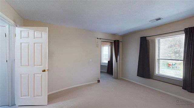 25205 Plantation NE Drive 205, Atlanta, GA 30324