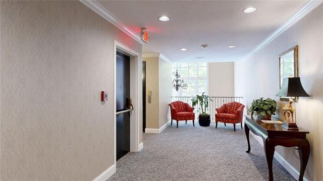 25205 Plantation NE Drive 205, Atlanta, GA 30324