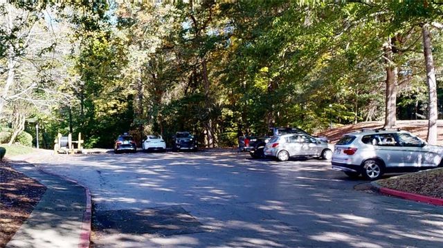 25205 Plantation NE Drive 205, Atlanta, GA 30324