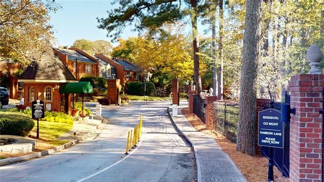 25205 Plantation NE Drive 205, Atlanta, GA 30324