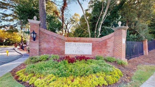 25205 Plantation NE Drive 205, Atlanta, GA 30324