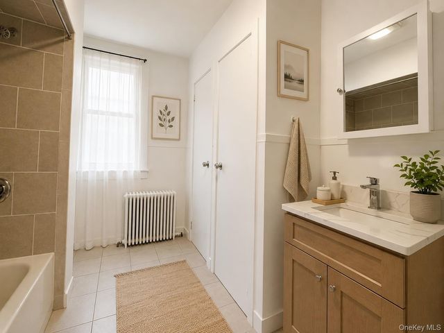 22 Ford Street 1, Glen Cove, NY 11542