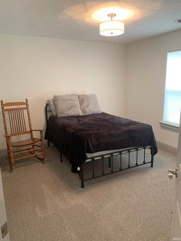 4204 W Thornwood Lane, Muncie, IN 47304