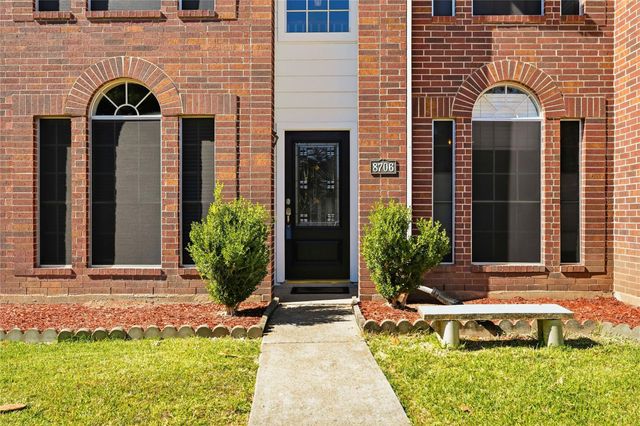 8706 Lone Maple Drive, Houston, TX 77083