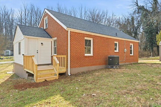 4149 Welcome Valley RD, Roanoke, VA 24014