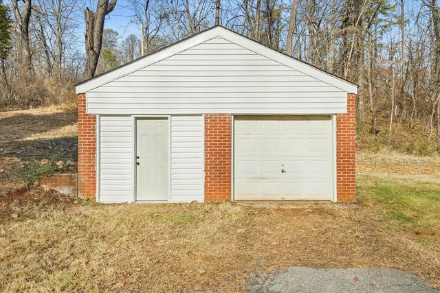 4149 Welcome Valley RD, Roanoke, VA 24014