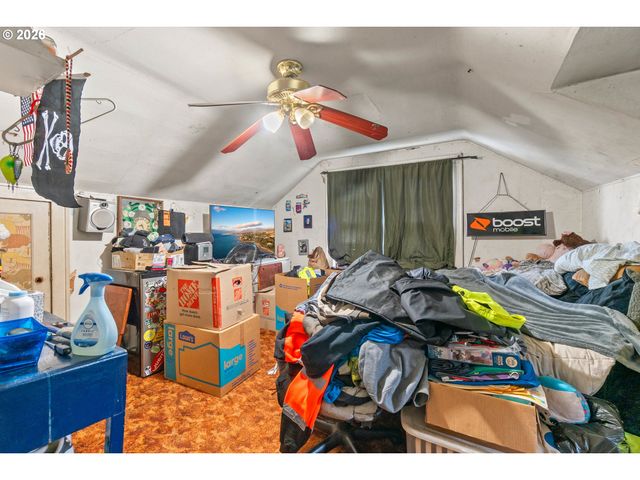 32 N BRYANT St, Portland, OR 97217