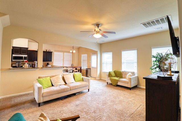 11 Eagle Lake Court, Manvel, TX 77578