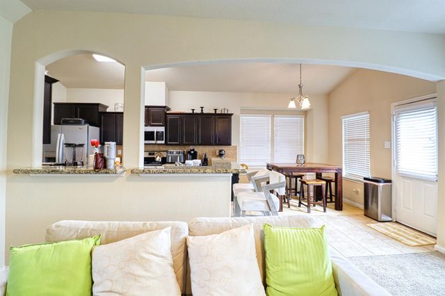 11 Eagle Lake Court, Manvel, TX 77578