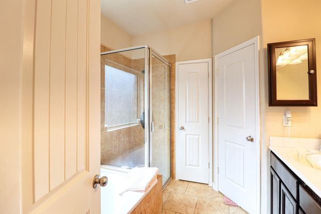 11 Eagle Lake Court, Manvel, TX 77578