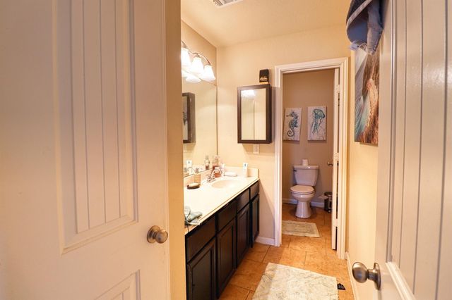 11 Eagle Lake Court, Manvel, TX 77578