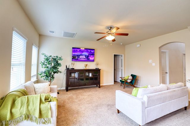 11 Eagle Lake Court, Manvel, TX 77578