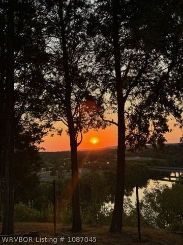 1705 River Ridge Road, Van Buren, AR 72956