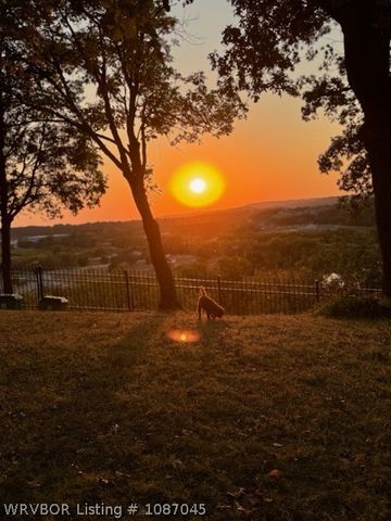 1705 River Ridge Road, Van Buren, AR 72956