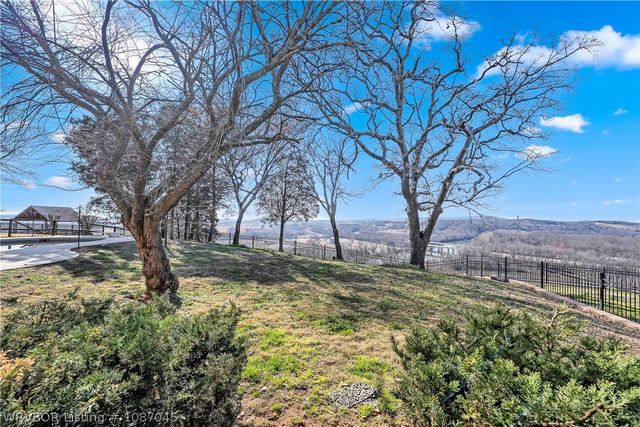 1705 River Ridge Road, Van Buren, AR 72956