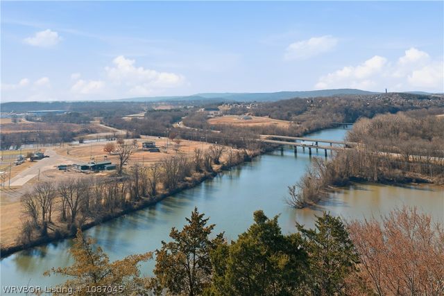 1705 River Ridge Road, Van Buren, AR 72956