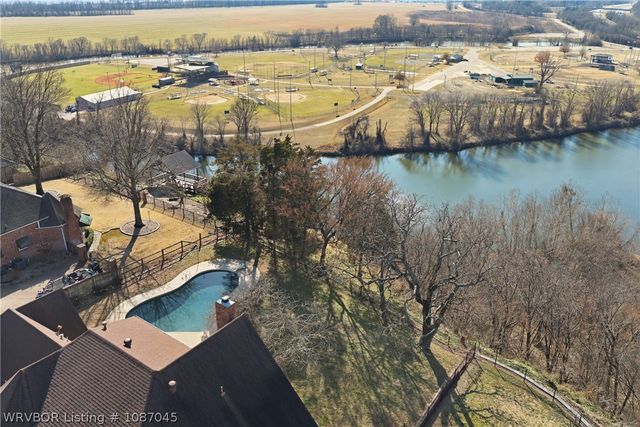 1705 River Ridge Road, Van Buren, AR 72956