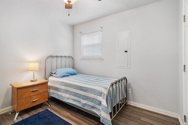 765 Marlin Street, Bayou Vista, TX 77563