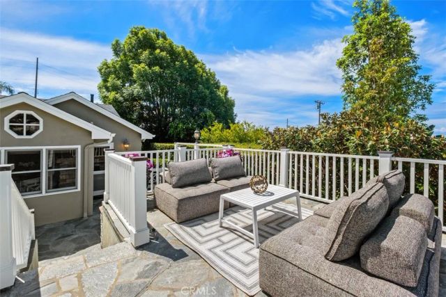 616 Cuprien Way, Laguna Beach, CA 92651