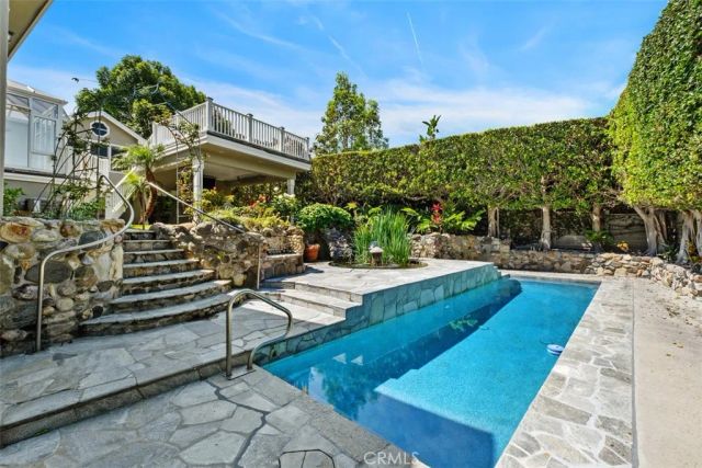 616 Cuprien Way, Laguna Beach, CA 92651