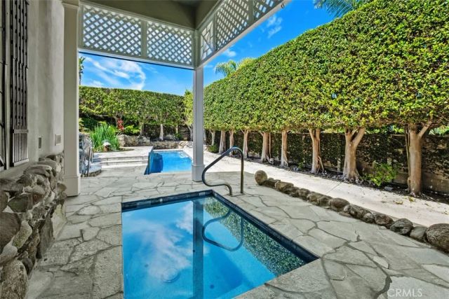 616 Cuprien Way, Laguna Beach, CA 92651