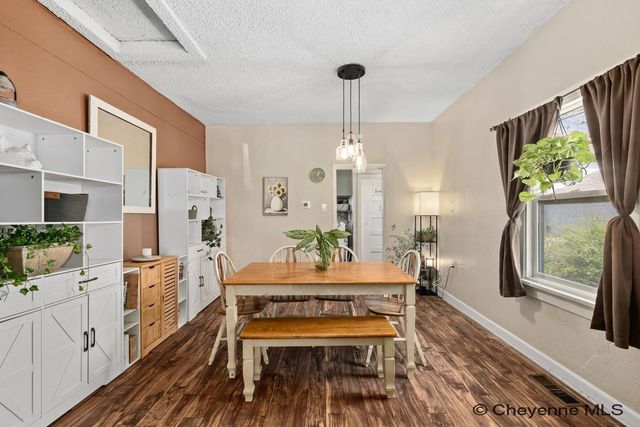 1318 RANDALL AVE, Cheyenne, WY 82009