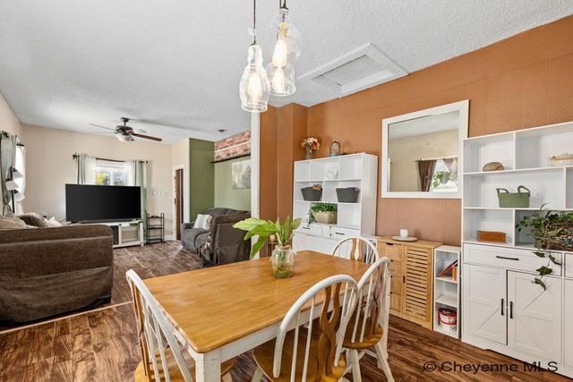 1318 RANDALL AVE, Cheyenne, WY 82009