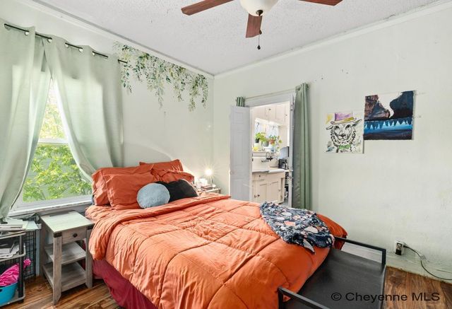 1318 RANDALL AVE, Cheyenne, WY 82009