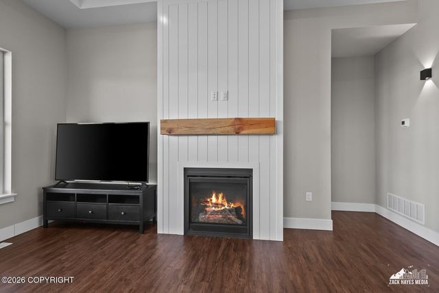 2408 S Sunrise View Circle, Palmer, AK 99645