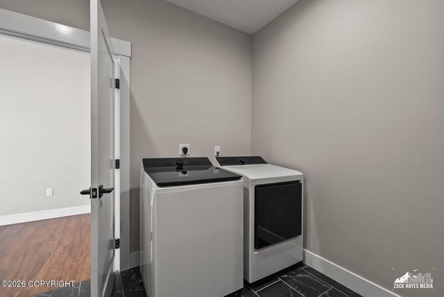 2408 S Sunrise View Circle, Palmer, AK 99645