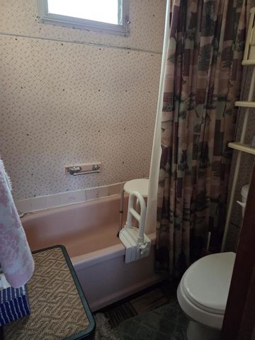 N9522 NESTERS ROAD, Crivitz, WI 54114