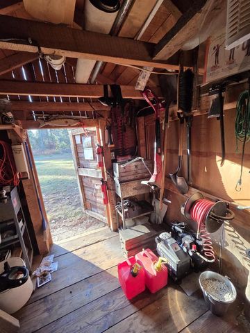 N9522 NESTERS ROAD, Crivitz, WI 54114