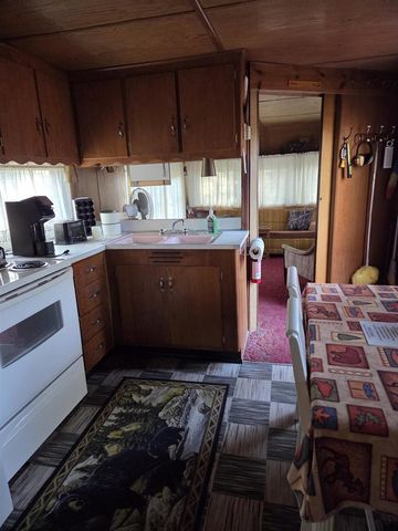 N9522 NESTERS ROAD, Crivitz, WI 54114