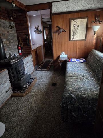 N9522 NESTERS ROAD, Crivitz, WI 54114