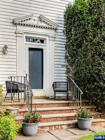 305 Mortimer Avenue, Rutherford, NJ 07070