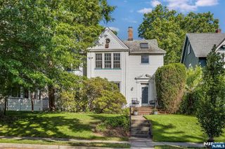 305 Mortimer Avenue, Rutherford, NJ 07070