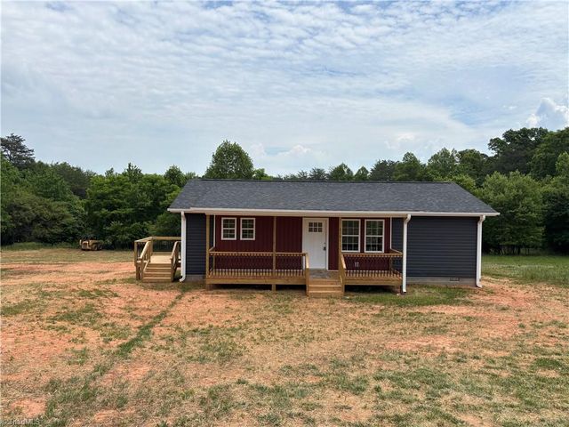 2101 Cook School Road, Pilot Mountain, NC 27041