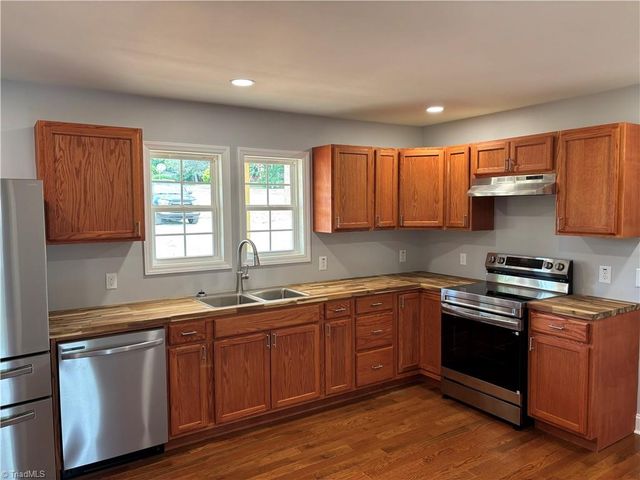 2101 Cook School Road, Pilot Mountain, NC 27041