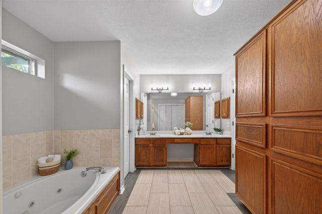 2406 Brandy Mill Road, Houston, TX 77067