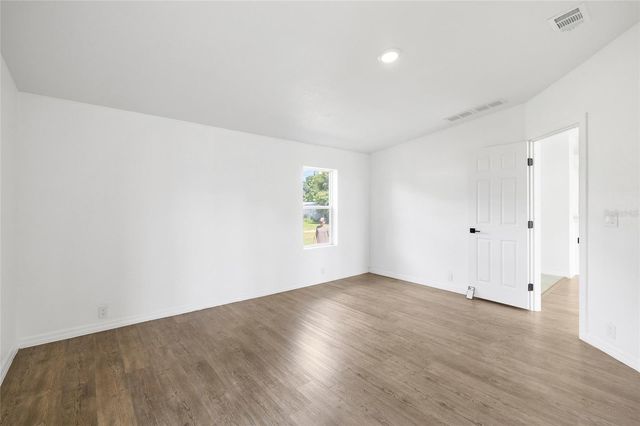 8531 SEMMES STREET, Zephyrhills, FL 33540