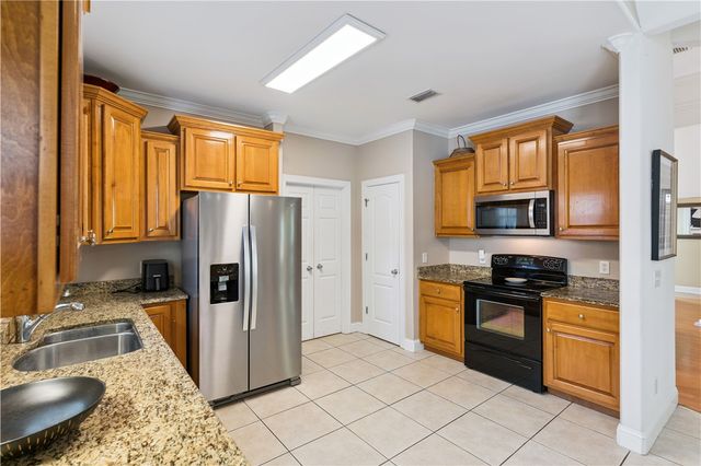 123 Simonton Way, St Simons Island, GA 31522