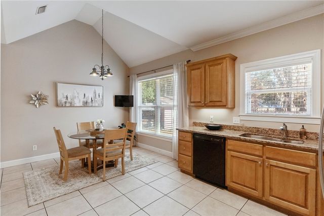 123 Simonton Way, St Simons Island, GA 31522