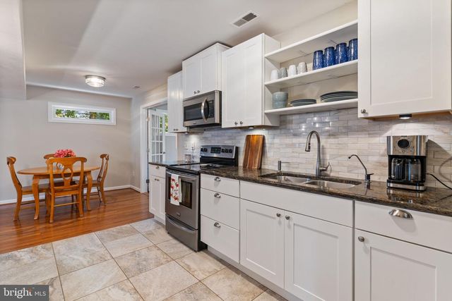 621 E MARSHALL AVE, Deale, MD 20751