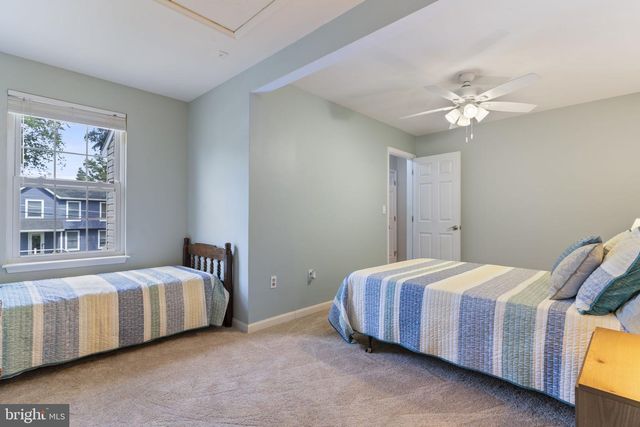 621 E MARSHALL AVE, Deale, MD 20751