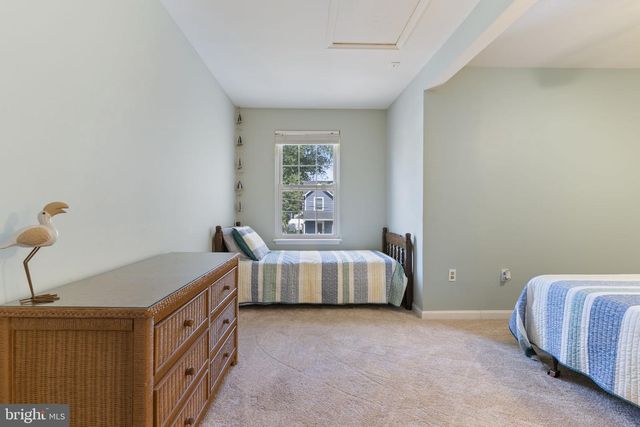 621 E MARSHALL AVE, Deale, MD 20751