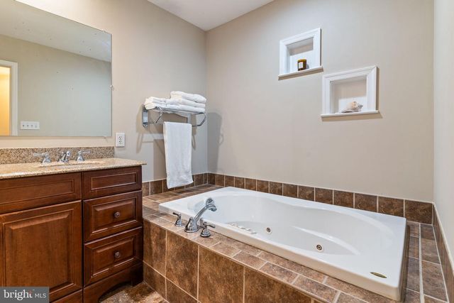 621 E MARSHALL AVE, Deale, MD 20751